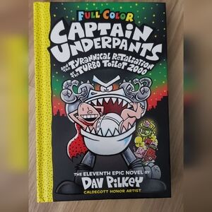Scholastic Captain Underpants 11th Book In Series Full Color Hardcover